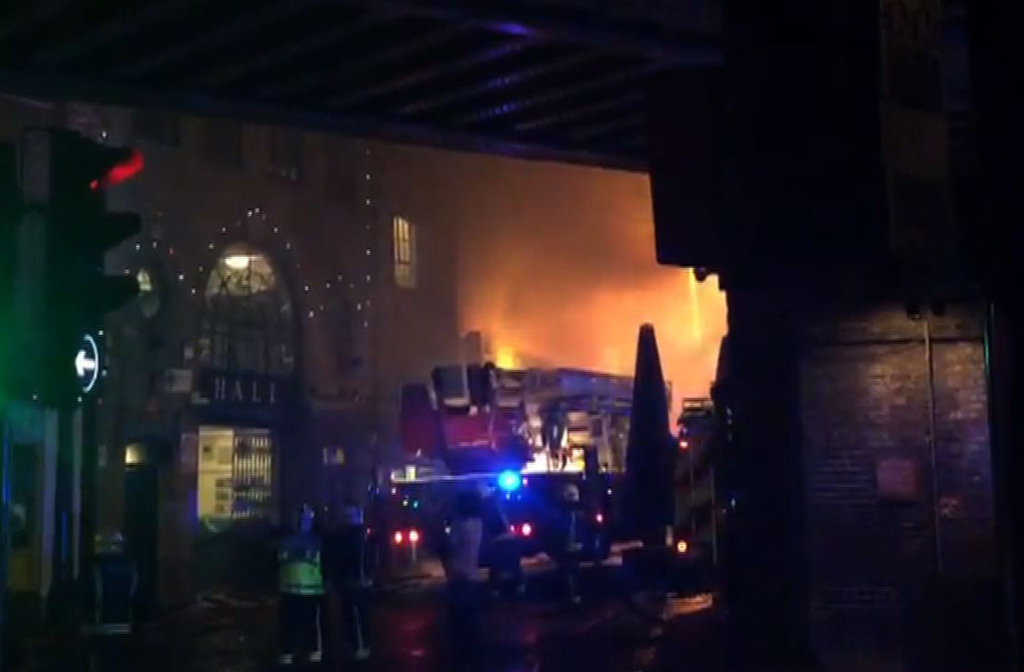 Feuer im Londoner Camden Market