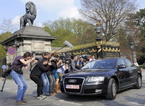 Auch heute empfängt der König die Parteispitzen auf Schloss Laken