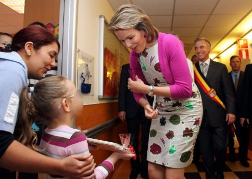 Prinzessin Mathilde in einer Kinderklinik in Montegnée