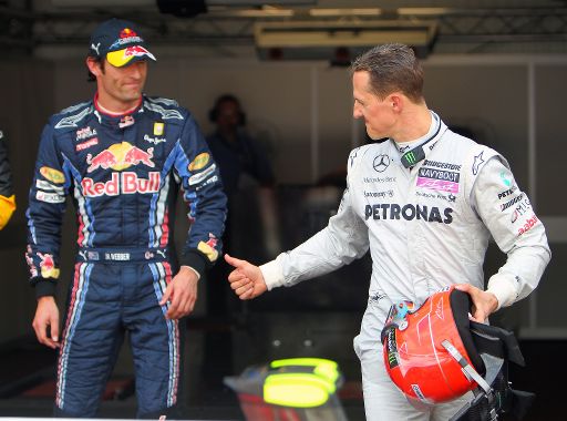 Michael Schumacher gratuliert Mark Webber zum Sieg - Schumacher selbst verliert seine Monaco-Punkte