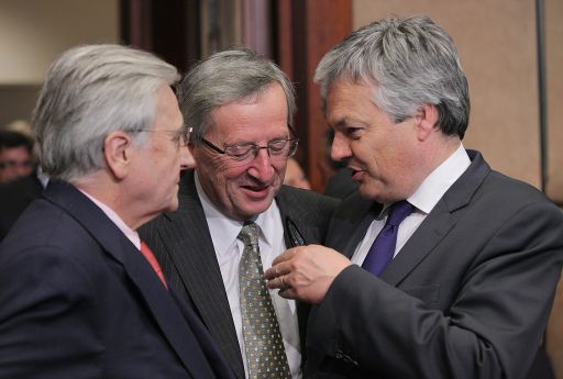 EZP-Präsident Jean-Claude Trichet, Euro-Finanzgruppenchef Jean-Claude Juncker, Finanzminister Reynders