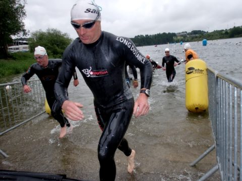 Das Schwimmen im See wurde wegen der Kälte verkürzt