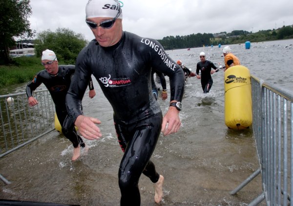 Das Schwimmen im See wurde wegen der Kälte verkürzt