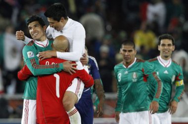 Frankreich vor WM-Aus: Mexikaner freuen sich über Sieg