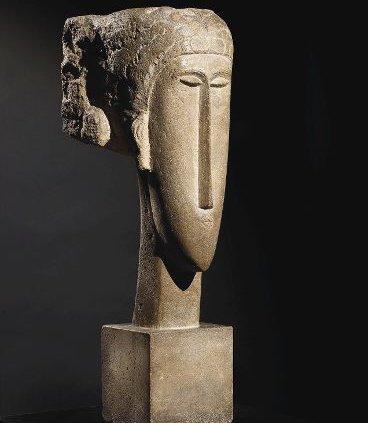 Frauenkopf aus Kalkstein von Amedeo Modigliani