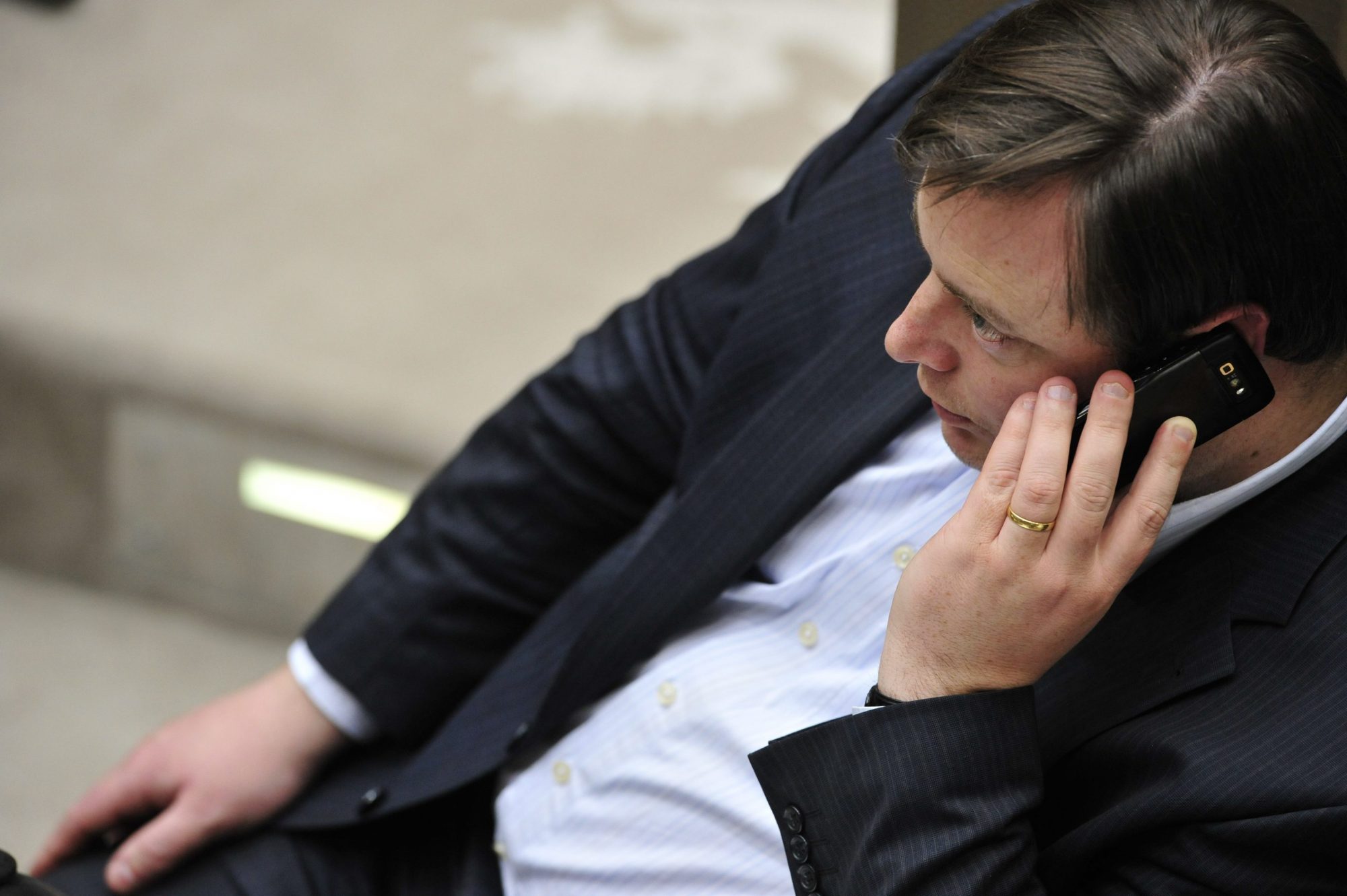 Ohne Handy wäre heute so mancher aufgeschmissen - sicherlich Informator Bart De Wever