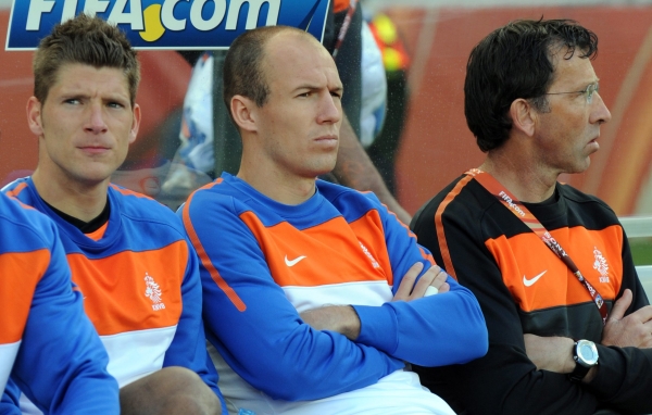 Bleibt beim letzten Vorrundenspiel auf der Bank: Arjen Robben