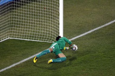 Villar hält das 0:0 für Paraguay