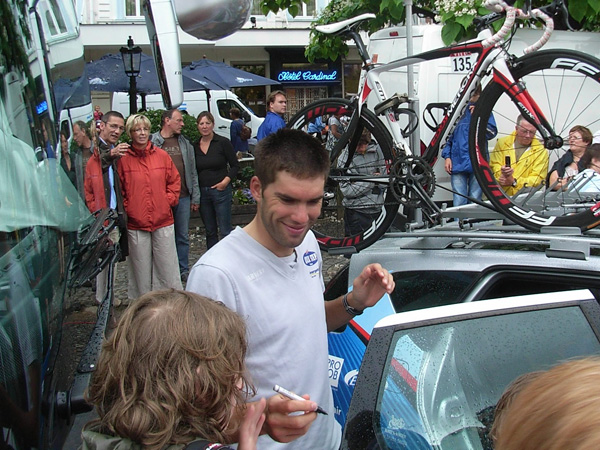 Maarten Wynands war auf der ersten Etappe nach Brüssel der angriffslustigste Fahrer