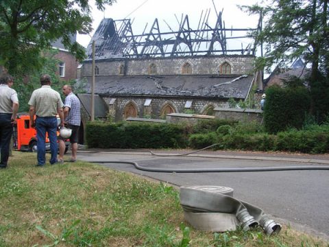 Heidberg-Kapelle: Dachstuhl völlig ausgebrannt