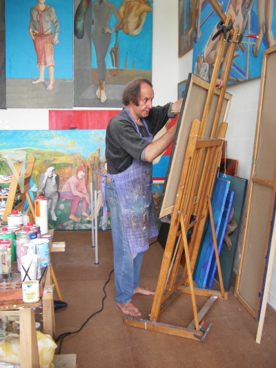 Johannes Wickert in seinem Atelier in Leykaul