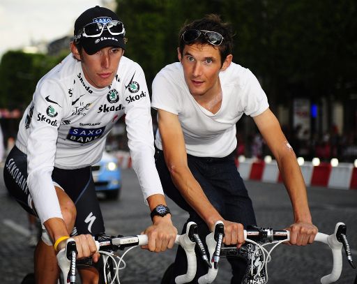 Andy Schleck (l) und Frank Schleck bei der Tour de France