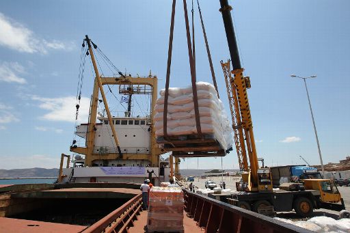 Das lybische Schiff ist im Auftrag der Gaddafi-Stiftung unterwegs und hat 2.000 Tonnen Hilfsgüter an Bord