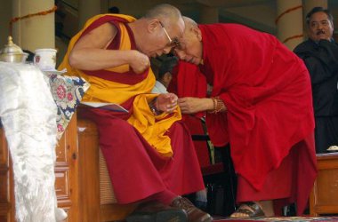Feierlichkeiten zum 75. Geburtstag des Dalai Lama in Kathmandu