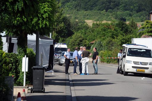Drama in Luxemburg: Polizei und Spurensicherung vor dem Haus