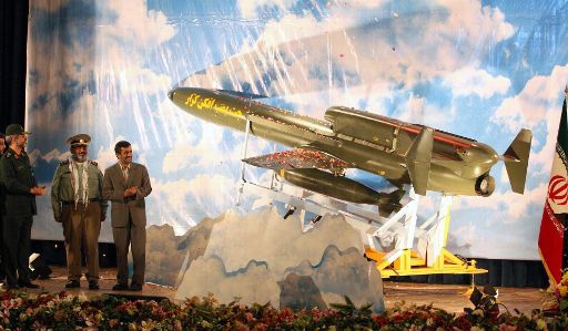 Langstreckendrohne im Iran vorgestellt