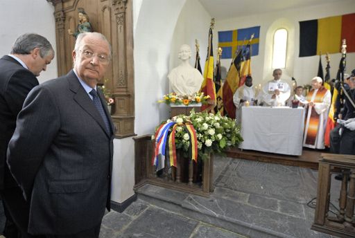 König Albert bei der Gedenkfeier in der König-Astrid-Kapelle von Bricmont