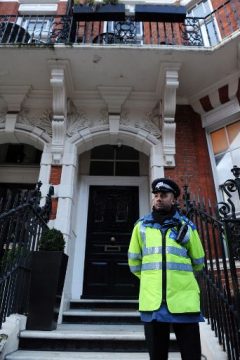 London: In der Wohnung eines Geheimagenten ist eine Leiche entdeckt worden