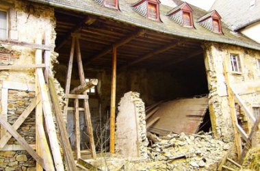 Ein großes Loch klafft im Südflügel des Klosters 'Reichenstein'
