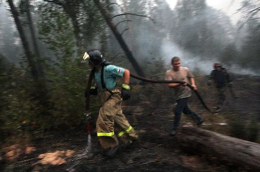 Russland: Feuerwehr und Militär kämpfen weiter gegen die Flammen