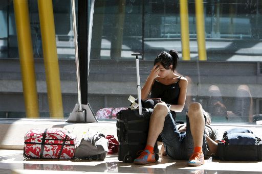Streik der Fluglotsen: wartende Passagiere