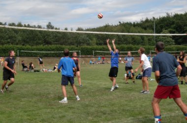 Volleyball auf Schönefeld