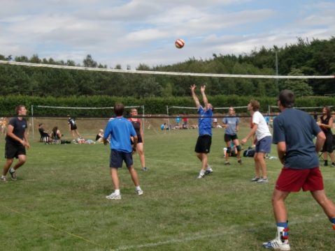 Volleyball auf Schönefeld