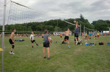 Volleyball auf Schönefeld