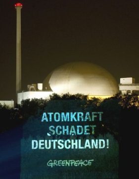 Protest von Greenpeace gegen die Verlängerung