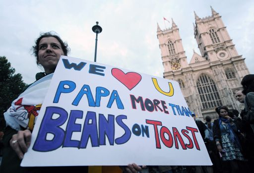 Papst in London: "Wir lieben dich mehr als Bohnen auf Toast"