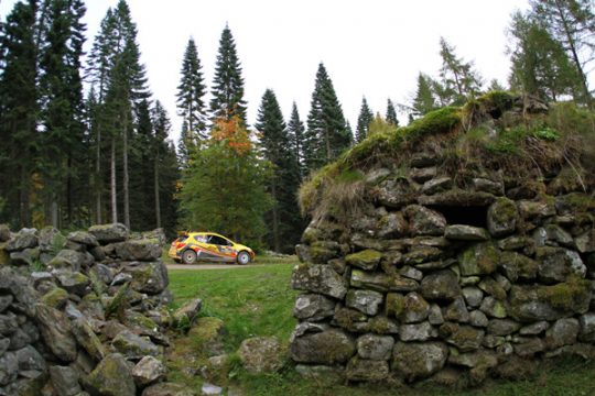 Thierry Neuville im Peugeot 207 S2000 bei der IRC-Rallye von Schottland
