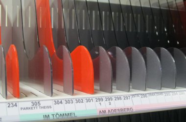 Post: die Sortierschränke im Zustellamt Elsenborn