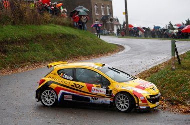 Thierry Neuville im Peugeot 207 S2000 bei der Rallye du Condroz