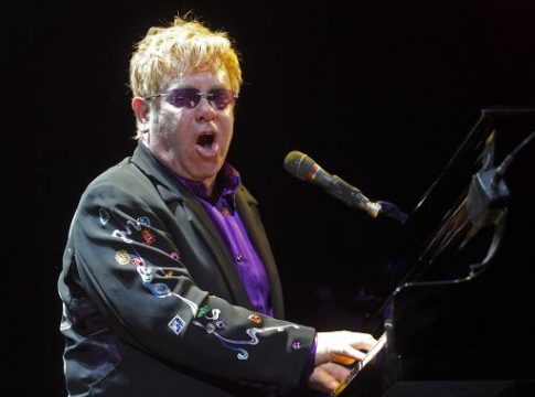Elton John: keine "langfristige Investition", sagt die EU