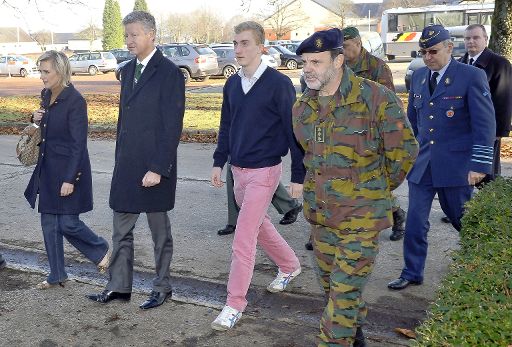 Von links: Prinzessin Astrid, Verteidigungsminister De Crem und Prinz Joachim
