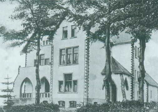 Das Kloster Manderfeld nach der Fertigsstellung im Jahr 1910