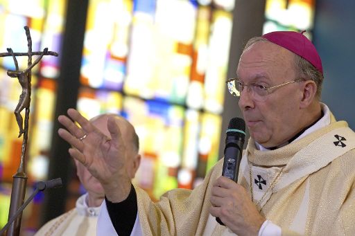 Erzbischof André-Joseph Léonard feiert die Allerheiligen-Messe in Woluwé-Saint-Lambert
