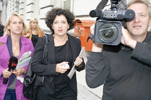 Innenministerin Turteleboom (Mitte): Wegen Lizenzvergabe an Tochterunternehmen von Brink's in der Kritik