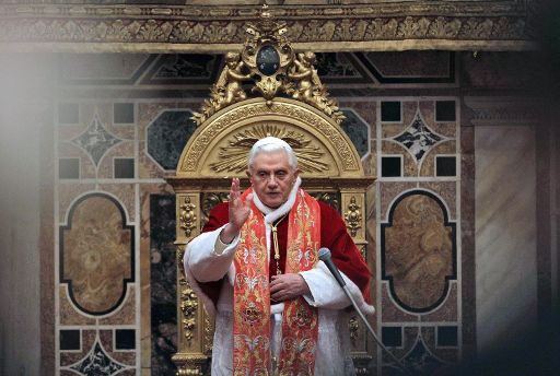 Papst Benedikt am 20.12. im Vatikan