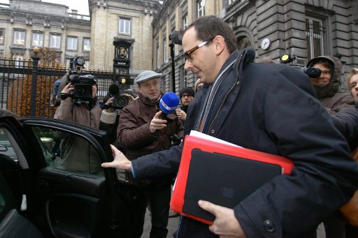 Wouter Beke (CD&V) nach dem Treffen der flämischen Parteien mit Vande Lanotte