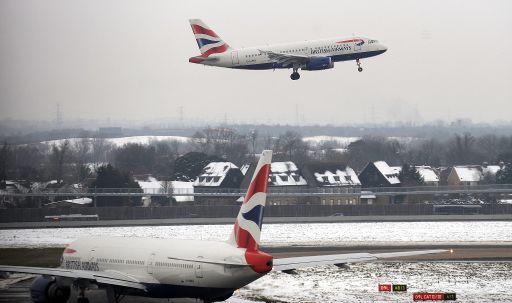 Schneechaos am Londoner Flughafen Heathrow