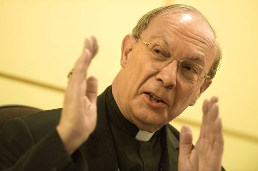 Die gesamte belgische Presse ist enttäuscht vom Auftritt des Erzbischofs Léonard vor dem Sonderausschuss