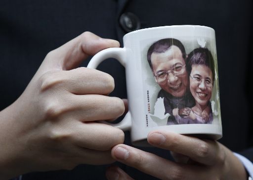 Tasse mit dem chinesischen Friedensnobelpreisträger Liu Xiaobo