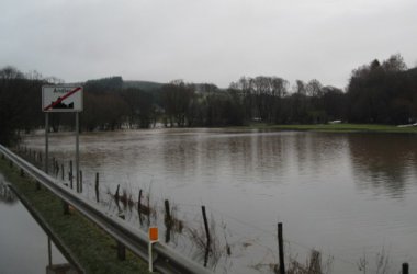 Hochwasser: Die Our in Andler Mühle