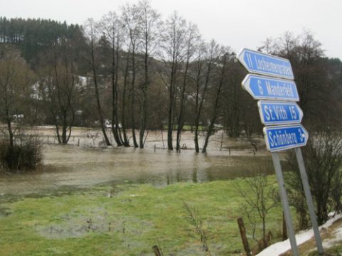 Hochwasser: Die Our in Andler Mühle