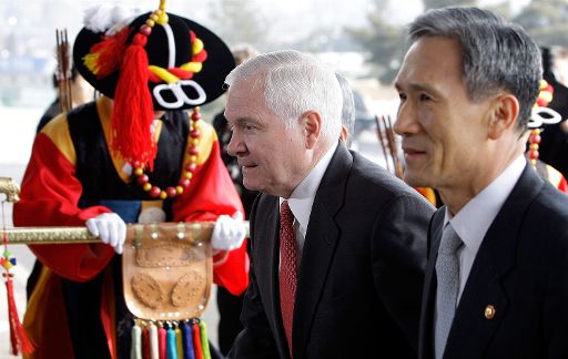 US-Verteidigungsminister Robert Gates und sein südkoreanischer Amtskollege Kim Kwan-Jin