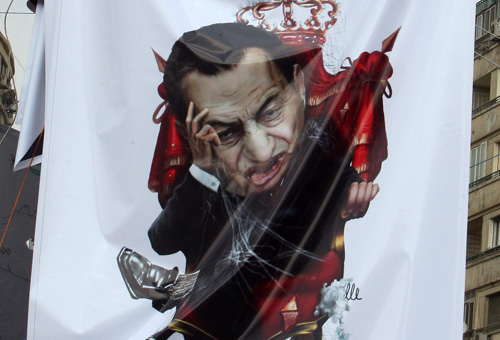 Plakat von Regierungsgegnern: Mubarak auf dem Präsidententhron