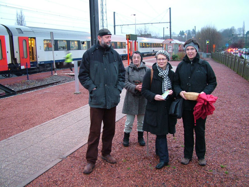 Ecolo-Aktion "Saint Valentrain" am Eupener Bahnhof