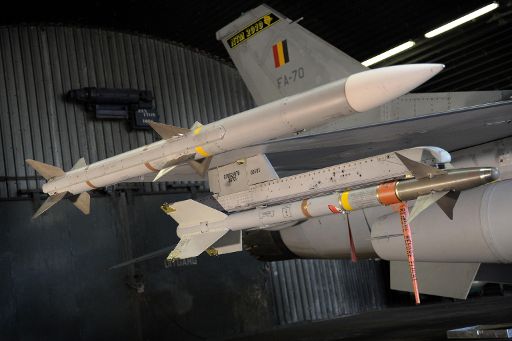 Belgisches F16-Kampfflugzeug auf Kleine Brogel, vor dem Einsatz in Libyen