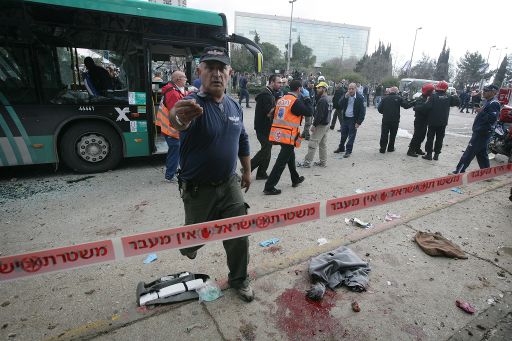 Schwerer Anschlag auf Bus in Jerusalem